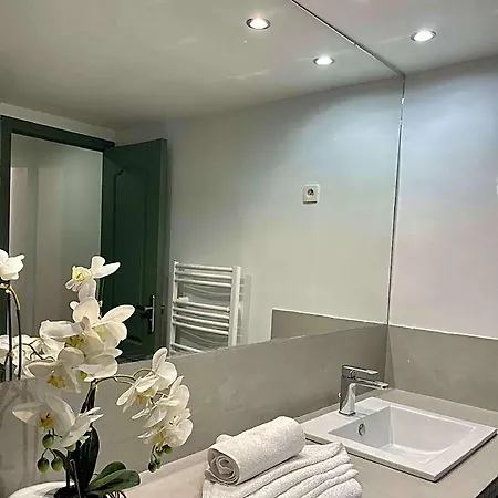 Charming Flat In Olympic Games 2024 3*